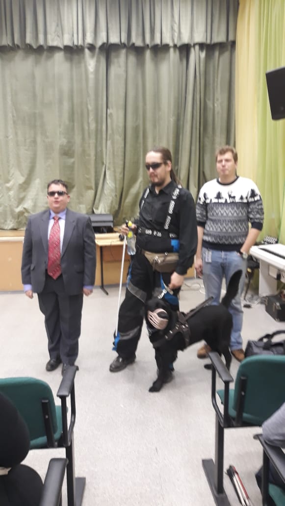 Команда Слепые гонки в гостях в Школе-интернат для слепых и слабовидящих детей города Королёв